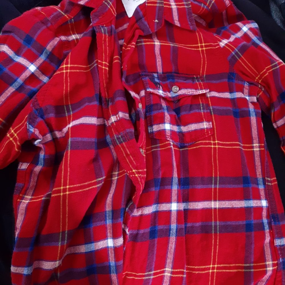 Abercrombie and Fitch women's red plaid shirt